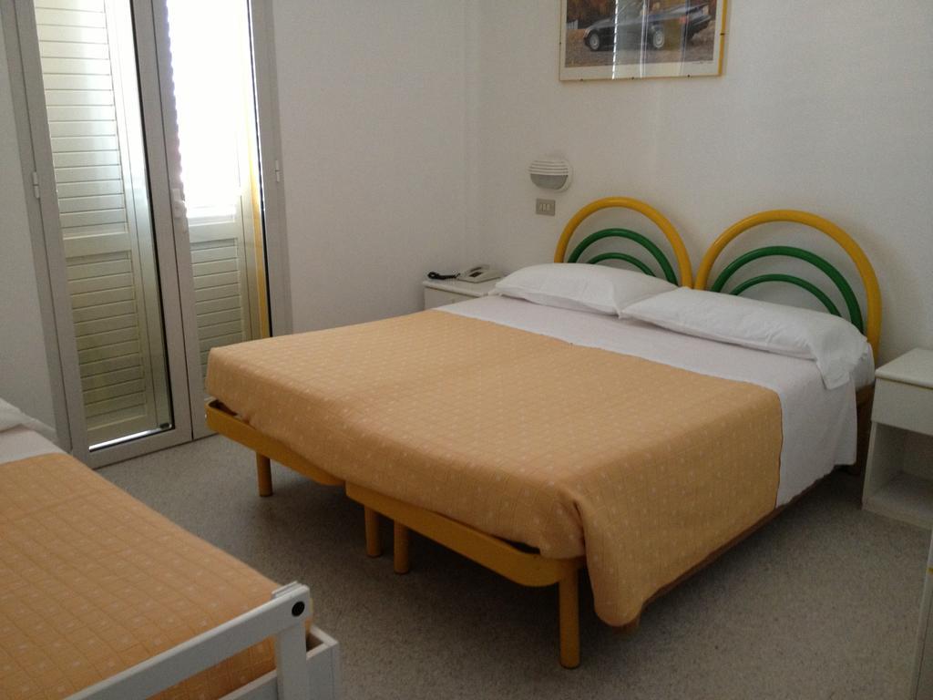 Hotel Vienna 세니갈리아 객실 사진